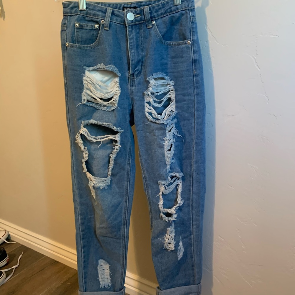 nasty gal distressed jeans!